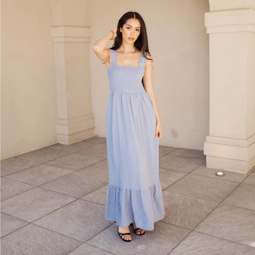 LISTICLE | Smocked Maxi Dress
